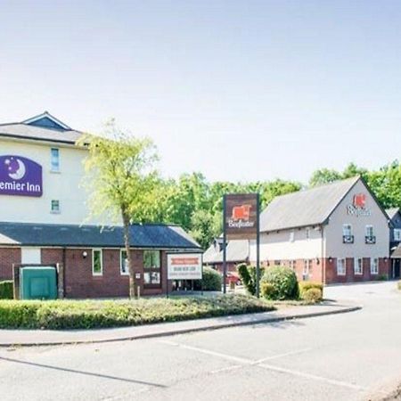 Premier Inn Newport Wales Zewnętrze zdjęcie