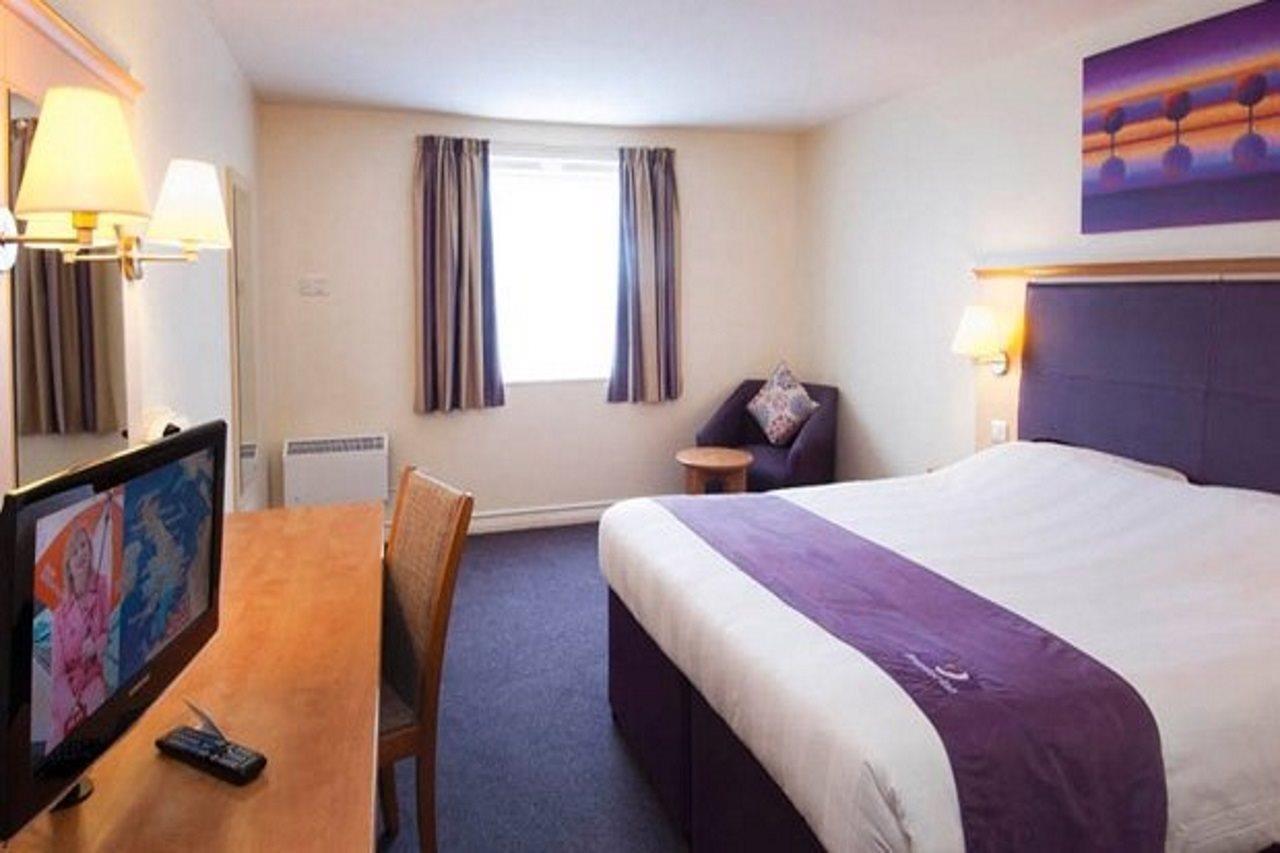Premier Inn Newport Wales Zewnętrze zdjęcie